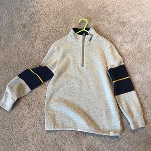 Boys half zipper light sweater.
